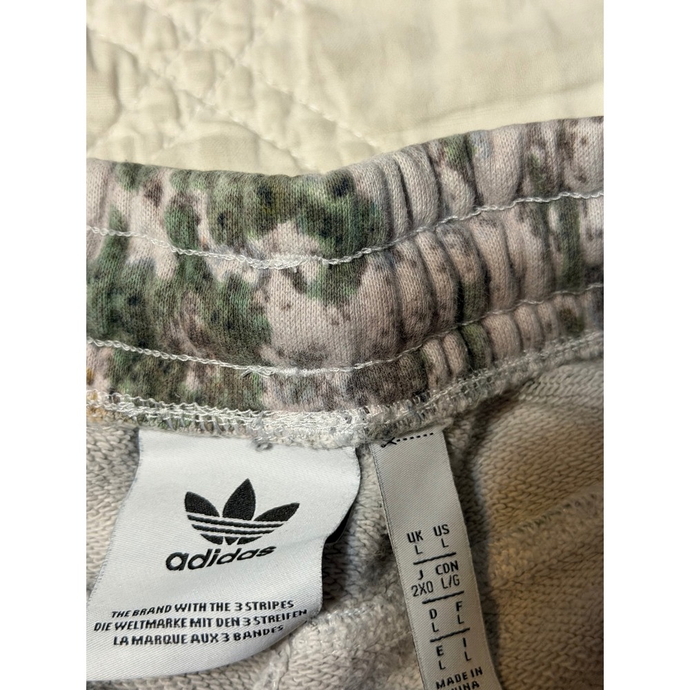 Adidas Shorts Mens Large Multi Ryv Abstract Mountain Print Sweat Shorts GD9298 - Picture 6 of 15